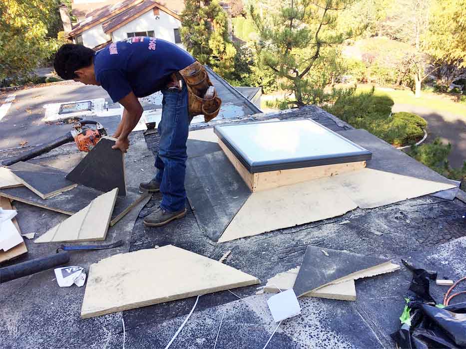 EPDM Flat Roofing Residential & Commercial Skylight Installation in Hoboken, NJ 
